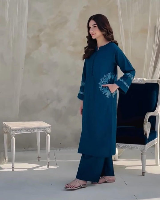 Chic Embroidered 2pcs