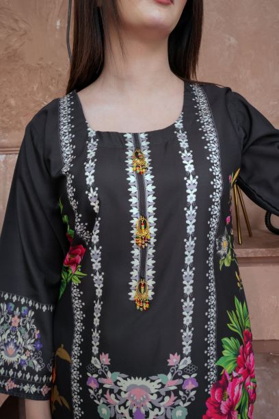 Black multi flowers 2pc ✨